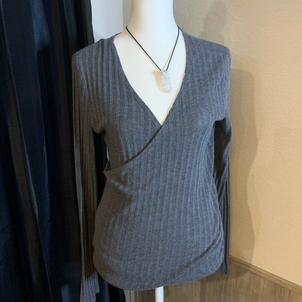 Urban Episode Boutique Shop Los Angeles, CA Ribbed fabric.  Smoky Gray color.